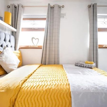 Elegant And Cosy Private Room Belfast Bagian luar foto